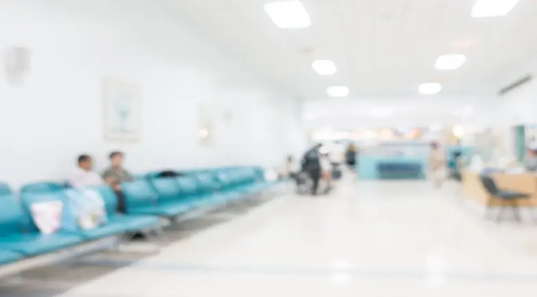 lifecare clinic warroad